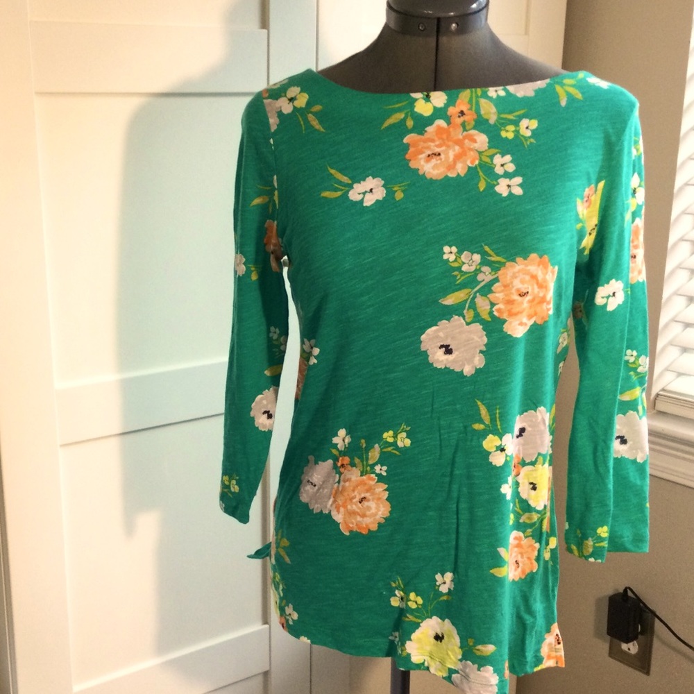 Floral top